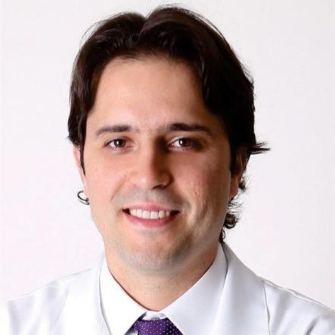 Dr. Márcio N. Costa